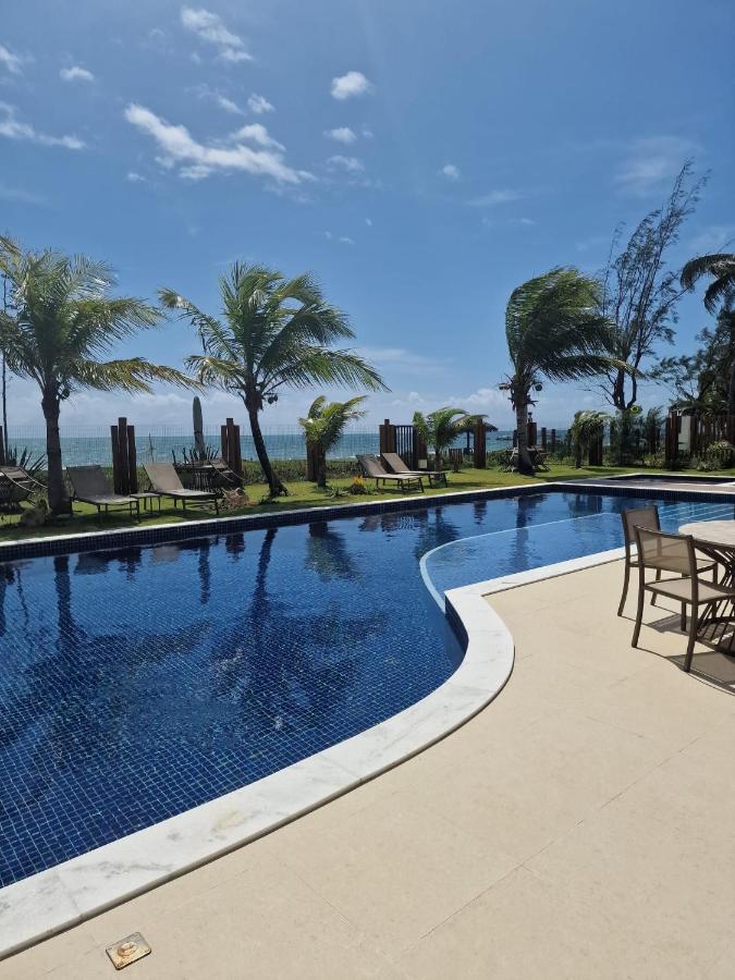 De Itacimirim, Pe Na Areia *